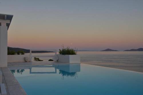 Votsi Villa | 170 m² Villa ∙ 5 bedrooms ∙ 10 guests