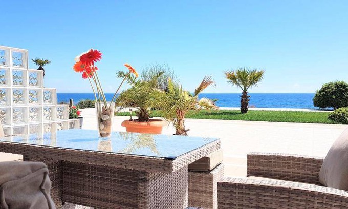 Alexandroupoli Resort | 176 m² Resort ∙ 3 bedrooms ∙ 8 guests