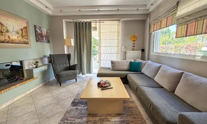 Agia Triada Villa | 176 m² Villa ∙ 4 bedrooms ∙ 9 guests