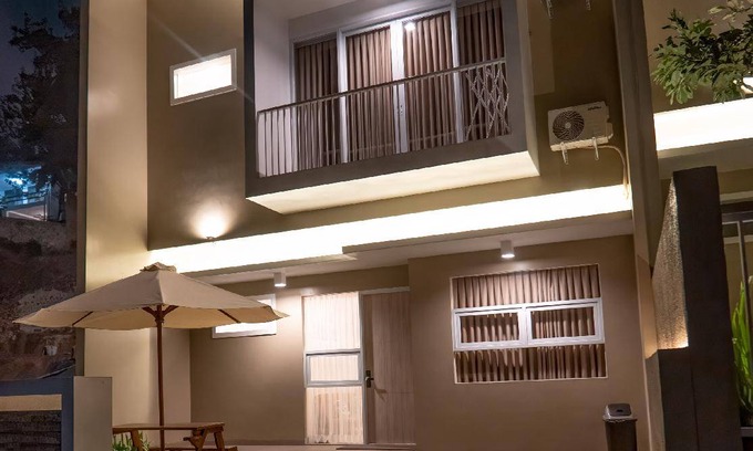 Setiabudi Villa | 178 m² Villa ∙ 4 bedrooms ∙ 9 guests