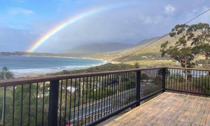 Eaglehawk Neck House | 180 m² House ∙ 3 bedrooms ∙ 8 guests