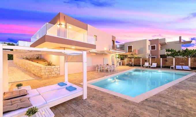 Kavros House | 180 m² House ∙ 3 bedrooms ∙ 12 guests