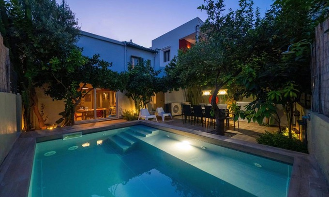 Kalamata Villa | 180 m² Villa ∙ 5 bedrooms ∙ 14 guests