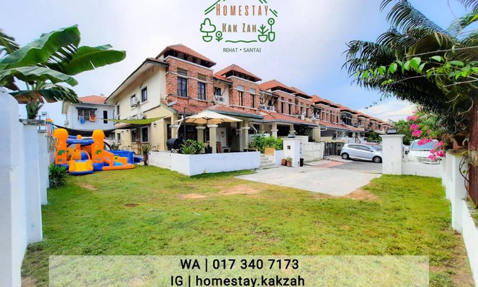 Seri Kembangan House | 186 m² House ∙ 3 bedrooms ∙ 14 guests