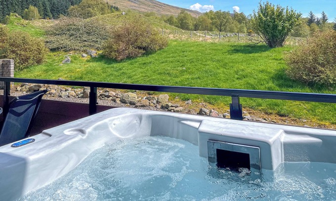 Clova Ski Chalet | 2 bedroom accommodation in Nr Kirriemuir