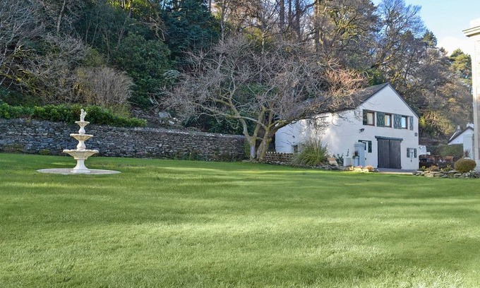 Strone Cabin | 2 bedroom accommodation in Strone, near Dunoon