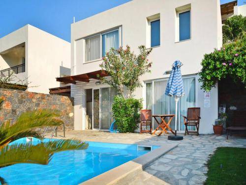 Istron Resort | 200 m² Resort ∙ 4 bedrooms ∙ 8 guests