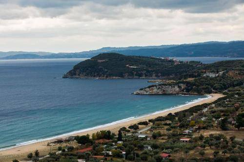 Aristotelis Resort | 200 m² Resort ∙ 4 bedrooms ∙ 7 guests