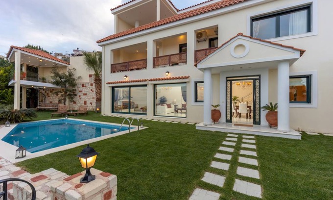 Rodhia Villa | 200 m² Villa ∙ 4 bedrooms ∙ 7 guests
