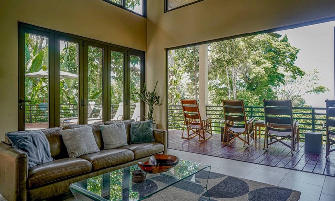 Ballena House | 232 m² House ∙ 3 bedrooms ∙ 6 guests