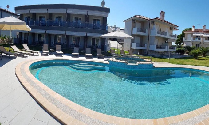 Nikita Resort | 25 m² Private room ∙ 2 bedrooms ∙ 4 guests