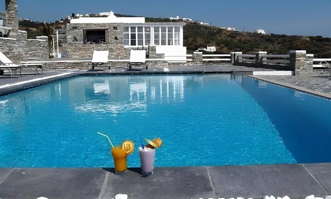 Sifnos Apartment | 25 m² Serviced apartment ∙ 4 guests