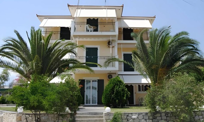 Lixouri Apartment | 27 m² Apartment ∙ 3 guests