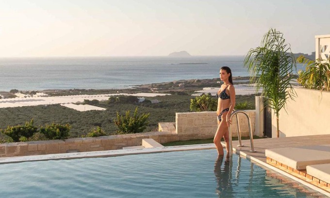 Limeniskos Apartment | 280 m² Apartment ∙ 7 bedrooms ∙ 16 guests