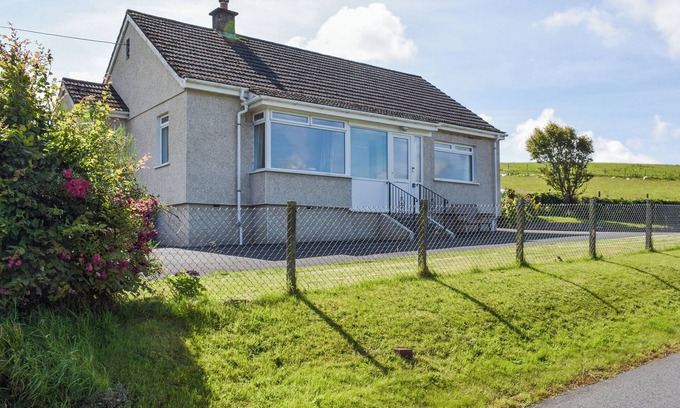 Girvan Cottage | 3 bedroom accommodation in Pinmore, near Girvan