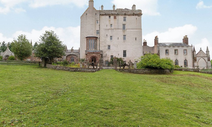 Turriff Cottage | 3 bedroom accommodation in Delgaty, near Turriff