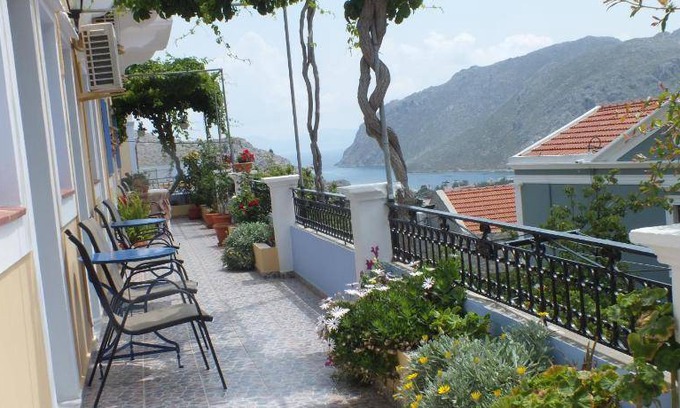 Symi Apartment | 30 m² Apartment ∙ 2 bedrooms ∙ 4 guests