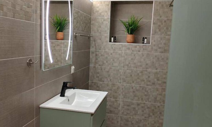 Drama Apartment | 32 m² Apartment ∙ 1 bedroom ∙ 2 guests