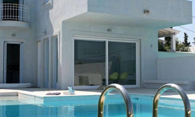 Agios Emilianos Villa | 320 m² Villa ∙ 5 bedrooms ∙ 10 guests