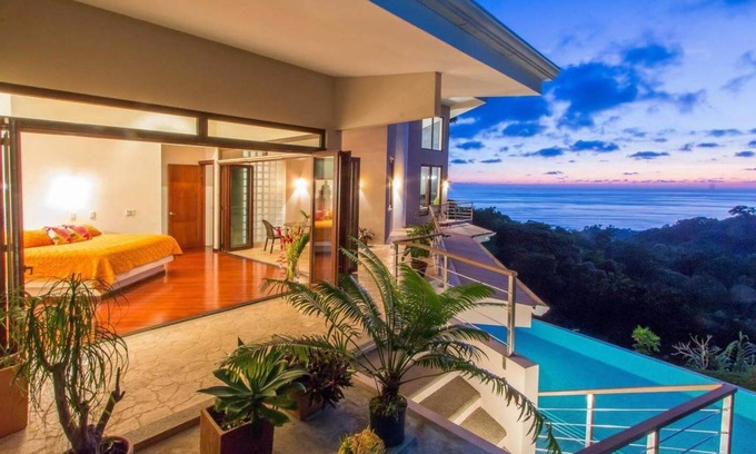Dominical Villa | 325 m² Villa ∙ 3 bedrooms ∙ 6 guests