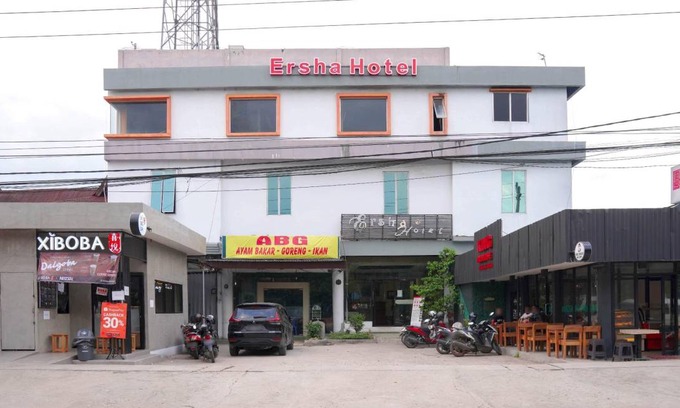 Banjarmasin Hotel | 35 m² Hotel ∙ 5 guests