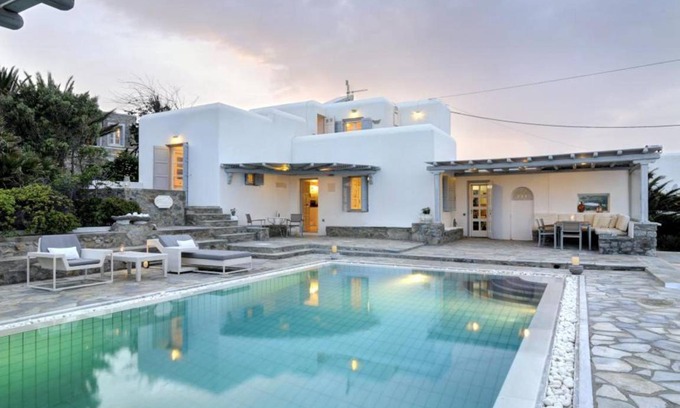 Xilokeratidi Resort | 350 m² Resort ∙ 6 bedrooms ∙ 15 guests