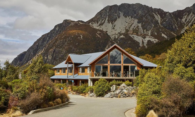 Mount Cook Village Cabin | 36 m² Lodge ∙ 10 guests