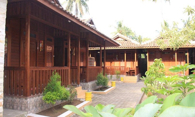 Sumberagung House | 40 m² Bungalow ∙ 4 guests