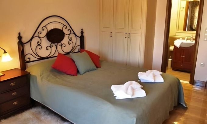 Karpenisi Bed & Breakfast | 45 m² Bed and breakfast ∙ 3 guests