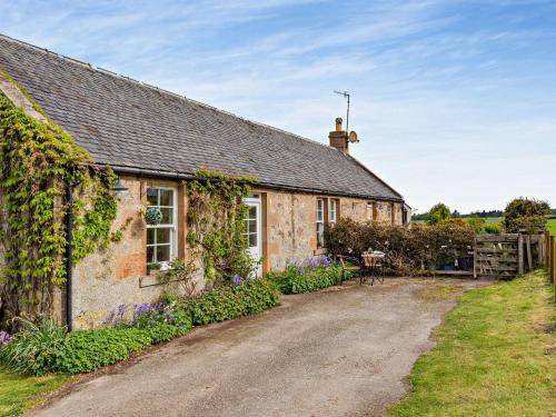Conon Bridge House | 45 m² House ∙ 2 bedrooms ∙ 4 guests