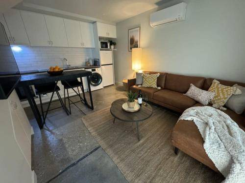 Devonport Apartment | 484 m² Apartment ∙ 1 bedroom ∙ 2 guests