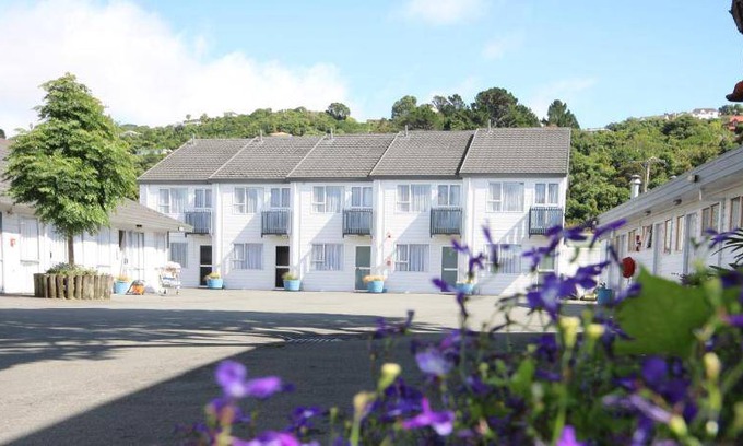 Petone Hotel | 49 m² Motel ∙ 8 guests