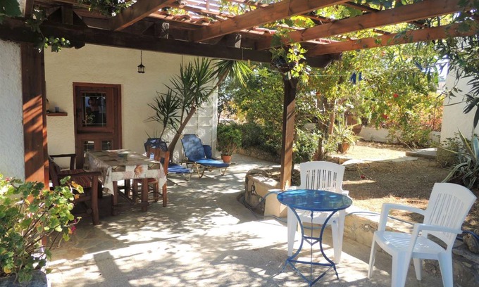 Pitsidia Cottage | 50 m² Cabin ∙ 1 bedroom ∙ 4 guests