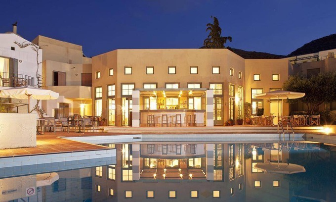 Koutouloufari Hotel | 50 m² Hotel ∙ 127 guests
