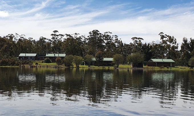 Rawlinna Cabin | 50 m² Lodge ∙ 2 bedrooms ∙ 127 guests