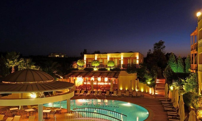 Thermi Hotel | 54 m² Hotel ∙ 127 guests