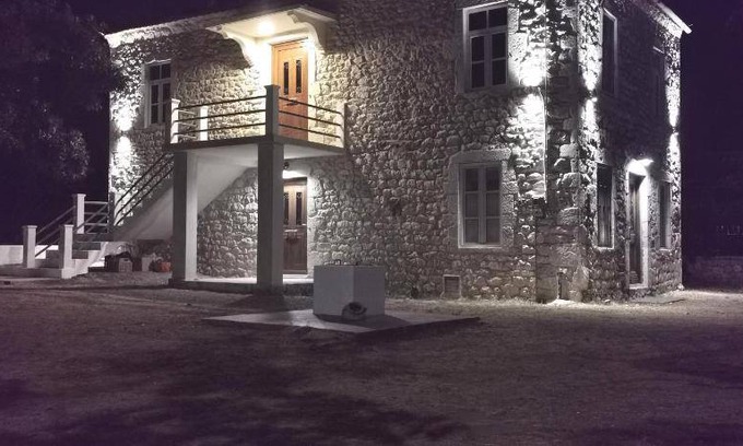 Fokiano House | 55 m² House ∙ 1 bedroom ∙ 4 guests