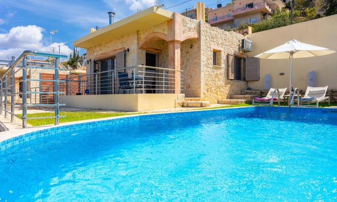 Roumeli Villa | 55 m² Villa ∙ 1 bedroom ∙ 4 guests