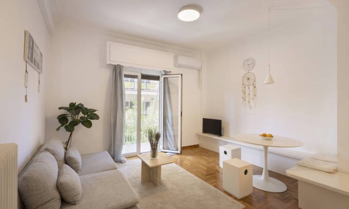 Kerameikos Apartment | 63 m² Apartment ∙ 1 bedroom ∙ 2 guests