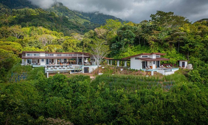 Tres Rios Villa | 650 m² Villa ∙ 4 bedrooms ∙ 8 guests