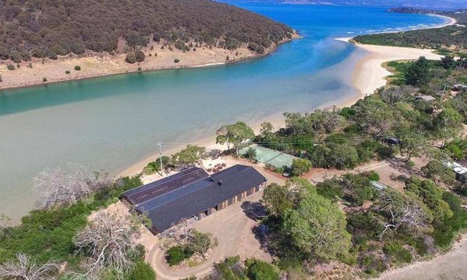 Carlton Bed & Breakfast | 665 m² Bed and breakfast ∙ 28 guests