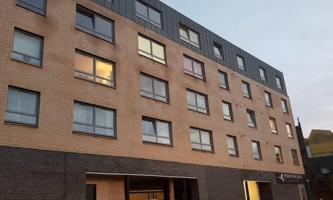 Pollokshields Apartment | 74 m² Serviced apartment ∙ 2 bedrooms ∙ 6 guests