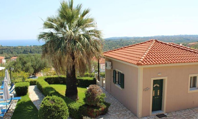 Karavados House | 75 m² House ∙ 2 bedrooms ∙ 20 guests