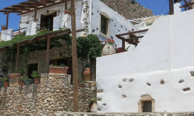 Pefki House | 75 m² House ∙ 2 bedrooms ∙ 4 guests