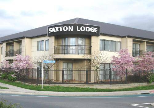 Stoke Hotel | 76 m² Motel ∙ 2 bedrooms ∙ 127 guests