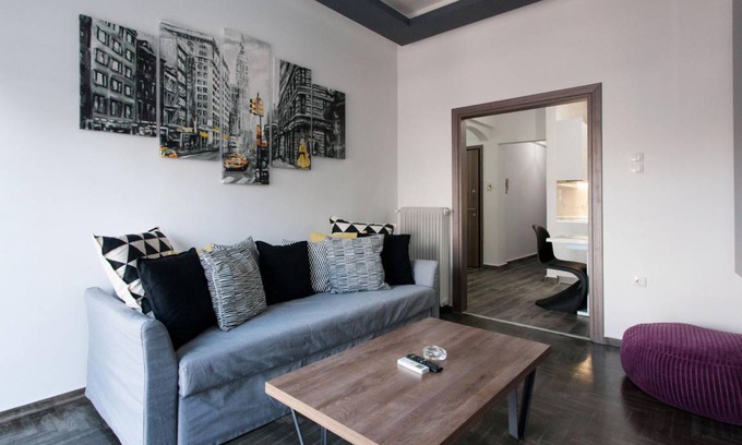 Athens City Centre Apartment | 77 m² Apartment ∙ 2 bedrooms ∙ 6 guests