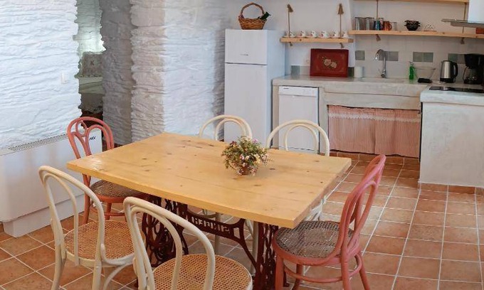 Andros Town Apartment | 80 m² Apartment ∙ 2 bedrooms ∙ 6 guests
