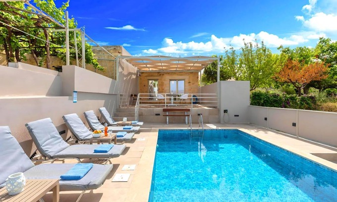 Dramia House | 80 m² House ∙ 3 bedrooms ∙ 6 guests
