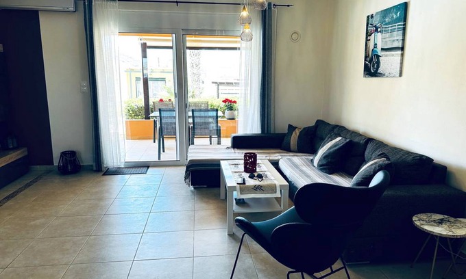 Panormos Apartment | 81 m² Apartment ∙ 2 bedrooms ∙ 4 guests