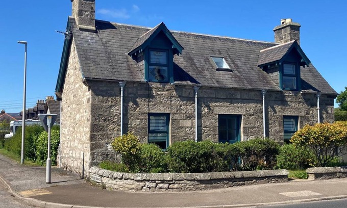 Brora Apartment | 82 m² Apartment ∙ 2 bedrooms ∙ 4 guests